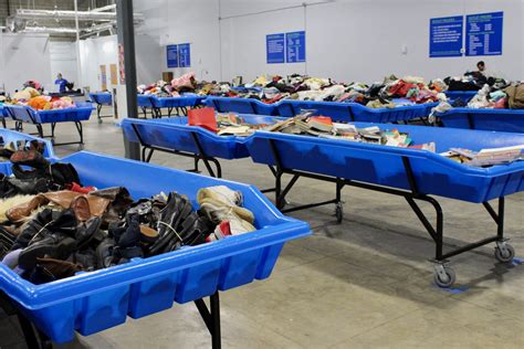  Goodwill is a place to belong, a place to make a difference and a place that "Changes Lives Through the power of Work." We are seeking to find a Goodwill Houston Team Member for the Night Shift Dock Lead! at the Gessner (8225 S. Gessner Houston, TX 77036) and Greenspoint (171 N. Sam Houston Pkwy. E. Houston, TX 77077) Outlet locations! . 