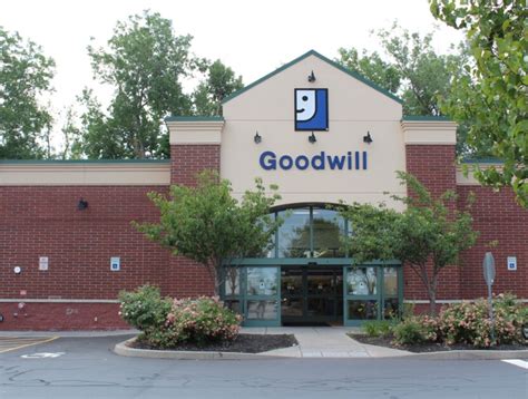 Goodwill webster. Feb 7, 2020. ROCHESTER, NY – Goodwill of the Finger Lakes, a local not-for-profit providing services and programs that empower people to overcome barriers to independence, today announced the grand opening weekend for it’s first dedicated book store, located at 1250 Creek Street in Webster, NY. The grand opening takes place on Saturday ... 