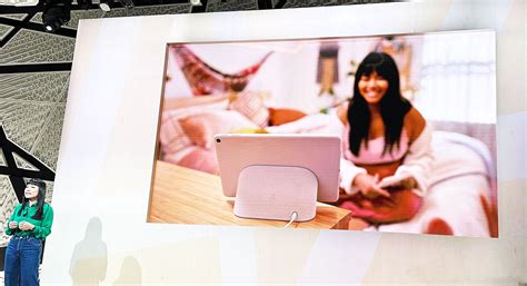 Google Pixel Tablet is what Apple should ve done ages ago TechRadar