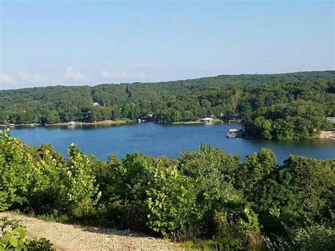 Goose creek lake. com&reg;.  Choose your ideal single family rental home toda...