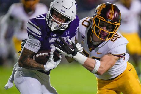 Gophers cough up 21-point lead and lose 37-34 to Northwestern in overtime