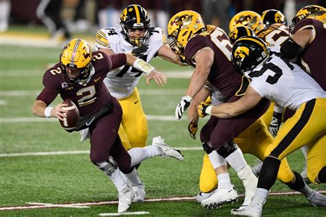 Gophers haunted by recent close losses to Hawkeyes