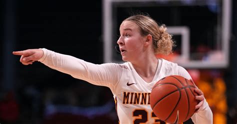 Gophers point guard Katie Borowicz retiring from basketball