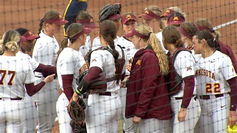 Gophers softball team heads to Seattle for NCAA Regional