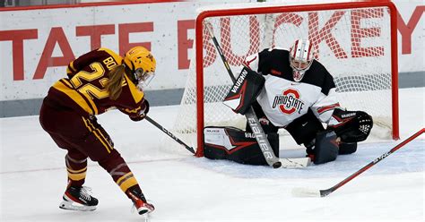Gophers women’s hockey finishes two-game sweep of UConn with 3-1 victory