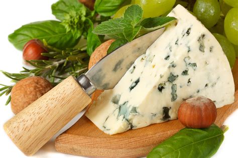 Gorgonzola. Directions. Bring a large pot of salted water to a boil. Add the pasta and cook as the label directs for al dente. Reserve 1 cup cooking water, then drain. Meanwhile, toast the walnuts in a large ... 