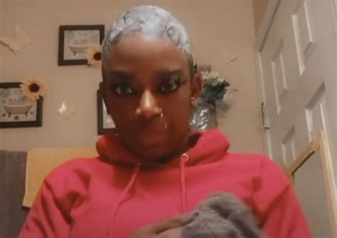 00:00. 00:55. "Gorilla Glue girl" Tessica Brown wants to stick around in the public eye. New photos show the mom of five has returned from her hair-saving surgery to Louisiana — where she .... 
