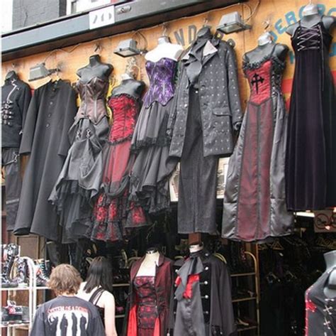 Gothic clothing stores. Gothic clothing is at the black, bleeding heart of all that Violent Delights loves, lives and is truly inspired by. Drawing influence and ingenuity from the dark, mysterious and romantic aspects of gothic fiction, music architecture and attitude, our collections are unrivalled in choice, style and quality. We work clos 