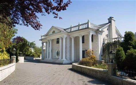 Gotti mansion old westbury. Three persons linked to this address. Their names are Carmine Agnello and Vickie E Gotti. 6 Birch Hill Ct, Old Westbury, NY 11568, USA is her old address. Bronx, NY and Milford, CT and six other cities are familiar to Victoria. She uses the phone numbers (347) 501-2402 (Cellco Partnership), (516) 205-8297 (Omnipoint Communications, IncCellco ... 