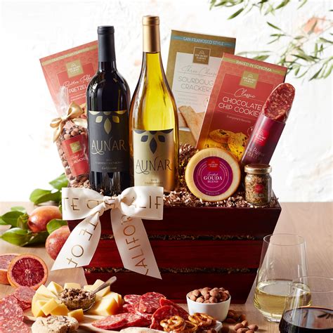 Gourmet Gift Baskets With Wine And Cheese
