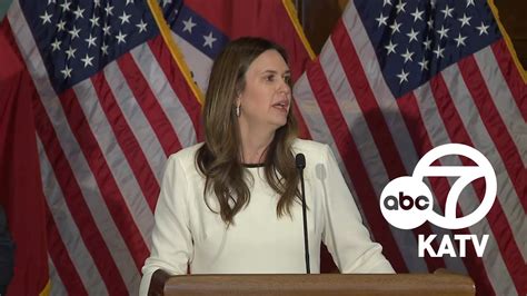 Gov. Sarah Huckabee Sanders proposes carve-out of Arkansas public records law during tax cut session