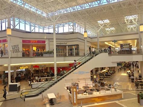Now Governor's Square mall is my daughter favorite place to shop. ... This mall is located 2 hours away from our home. ... Holiday Inns Express in Tallahassee Motel 6 .... 