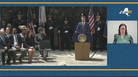 Governor speaks at Police Memorial service