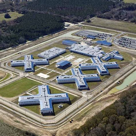 Graceville cf. July 27, 2021. (Florida) – Management & Training Corporation (MTC) is pleased to announce it has been awarded contracts to operate the Bay Correctional Facility in … 