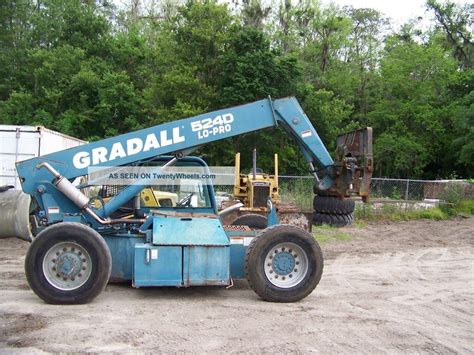 Gradall 524D - dnirentals.com