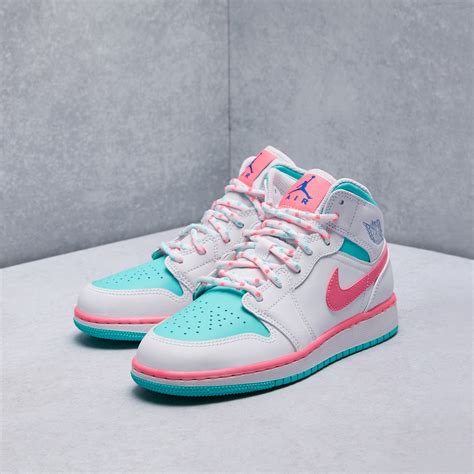 Share $89.97 $119.99* Color: Orange/Purple Shoe Size: 6.5 6.5 Size Chart Shoe Width: Medium/D Medium/D Shop a wide selection of Jordan Kids' Grade School Air Jordan 1 Mid SS Basketball Shoes at DICK'S Sporting Goods and order online for the finest quality products from the top brands you trust.. 