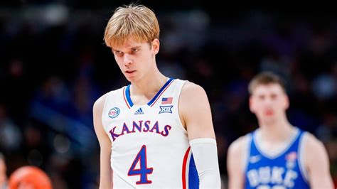 0:45. LAWRENCE — This week's NBA combine in Chicago saw a trio of Kansas Jayhawks compete, as Gradey Dick, Jalen Wilson and Kevin McCullar Jr. continued to participate in the pre-draft process .... 