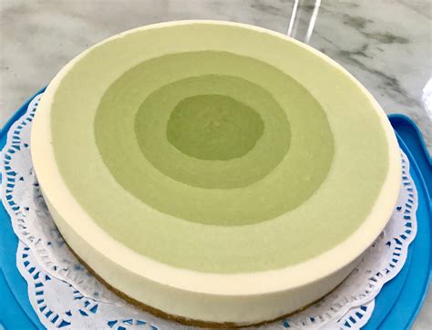 Gradient Matcha Mousse Cake (抹茶慕斯蛋糕) - Pinterest