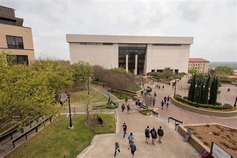 Graduate Commons : University Libraries : Texas State ... - Alkek …