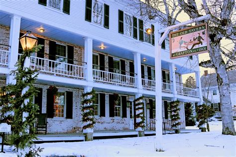 Grafton inn vermont. The Grafton Inn describes itself as an inn with a mission. Owned by The Windham Foundation whose activities support the preservation of Vermont’s rural landscape and the vitality of small towns, the Grafton Inn is the centerpiece of Grafton, VT, a quintessential Vermont country village. With great care, the Grafton Inn has merged … 