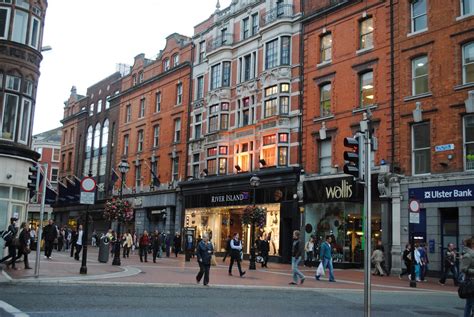 Grafton Street is named after the illegitimate son of Charles II, who went on to become the first Duke of Grafton. Development of Grafton Street started in 1708; after the O’Connell Bridge was constructed in 1794, the street became a prestigious residential stretch. Grafton is a pedestrian street for the most part.. 