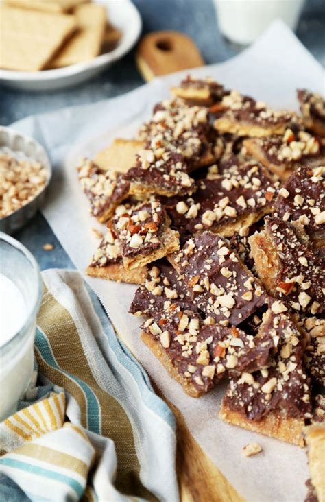 Graham Cracker Chocolate Toffee Bark - Go Bold With Butter