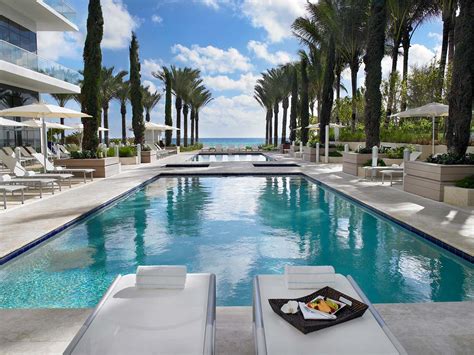 Grand Beach Hotel in FL - Priceline.com