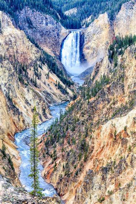 Grand Canyon of the Yellowstone & Yellowstone Falls - Flying …