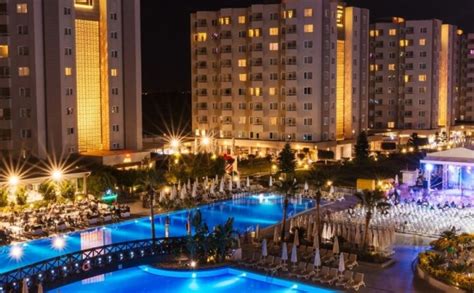 Grand Park Lara Antalya Lara Yeni Nesil Tatil Karnaval Tour.