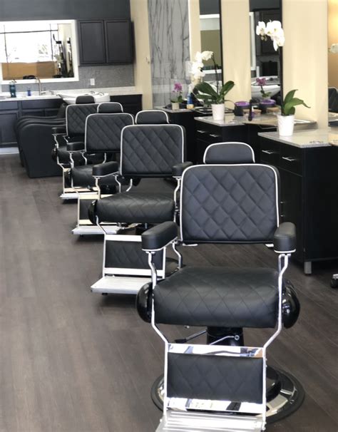 Grand Parlor Salon and Shave -Barbershop Ventura