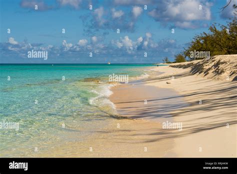 Grand Turk Island Photos and Premium High Res Pictures - Getty …