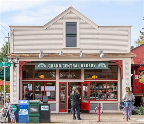Grand central bakery. Grand Central Bakery | 2,632 followers on LinkedIn. The Northwest's favorite neighborhood bakery, giving rise to a better world. | Grand Central Bakery ignited a … 