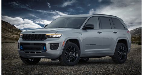 Grand cherokee 4xe forum. 55 posts · Joined 2023. #3 · Feb 18, 2024. I believe that the only difference is the ability to set the cabin to be conditioned on a schedule. My 2022 doesn't do that, but it's an option for the 2023 and 2024 models via the Jeep app. 