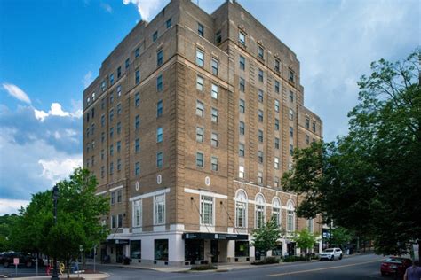 Grand eastonian hotel. The Grand Eastonian Hotel & Suites is a Hotel established by Easton Hotel Restoration (EHR), a wholly owned subsidiary of the Nurture Nature Foundation (NNF), a non-profit organization working to balance environmental protection and economic development. 