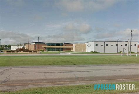 Sometimes detainees from nearby municipality or county are also housed in East Grand Forks. Location 520 DeMers Avenue East Grand Forks, Minnesota 56721 County Polk County. Phone Number. 218-773-1104. ... To check the inmate roster please visit East Grand Forks Sheriff Department website.. 