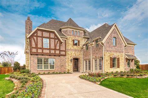 Grand homes texas. The Grand Somercrest II is a 4 bedroom custom built home with 3540 - 4300 square feet. The Grand Somercrest II is available in Somercrest in Midlothian, Texas. 