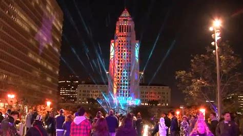 Grand park dtla. Lauren Pozen reports from Grand Park, where despite the ongoing rainy weather, people were starting to gather for the annual New Year's Eve celebration that included a 3D light show on Los Angeles ... 