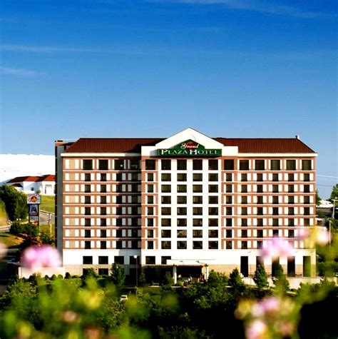 Grand plaza hotel branson. View deals for Grand Plaza Hotel Branson, including fully refundable rates with free cancellation. Guests enjoy the shopping. Highway 76 Strip is minutes away. Breakfast, WiFi and parking are free at this hotel. 