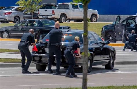 Grand prairie shooting today. April 14, 2022 4:45 PM EDT. A uthorities in Grand Rapids, Mich., are investigating a police shooting that left an unarmed 26-year-old Black man, Patrick Lyoya, dead after an altercation with a ... 