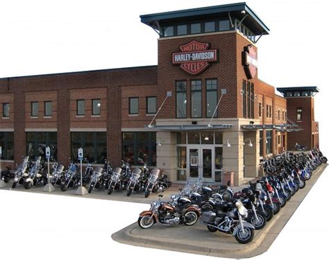 Grand rapids harley davidson. Despite a difficult economic downturn, they partnered with the late Ed Lemco on Grand Rapids Harley-Davidson in 2008 and as they say, the rest is history! After having sweat equity positions in Grand Rapids H-D under the direction of father Dave and learning the business, Paul and Michael naturally gravitated toward and assumed the roles they ... 