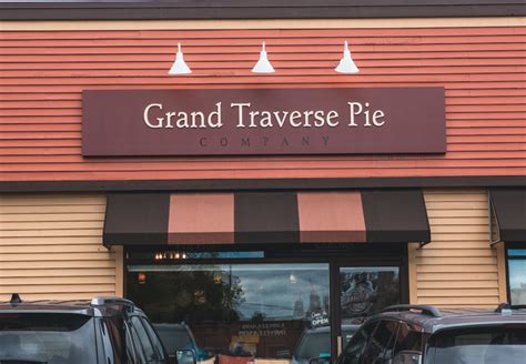Grand traverse pie company. Of course a pie company is known for tasty pies. Grand traverse pie company delivers on this! Flaky crusts and a list of options that go on for days!! If you like pie and who doesn't this is a must have from the menu! For lunch they also have a wide variety of soups, sandwiches and sides. Perfect lunch fair! 