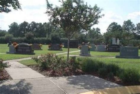 Grand view funeral home pasadena tx. grandviewfunerals.  A Committal Service will be...