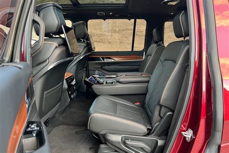 Grand Wagoneer Engines & Towing Ram 1500 vs Chevy Silverado 1500 Ram 1500 vs Ram 2500 Ram 1500 vs GMC Sierra 1500 Grand Cherokee Engines and Towing ... If you prefer captain’s chairs for your second row, the 2022 Wagoneer Series II makes captain’s chairs with power tilt-slide available.. 