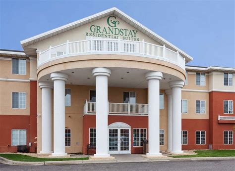 Grandstay hotel. GrandStay® Residential Suites Hotel Sheboygan offers you a variety of guest suites, all of which are designed to be equally suitable for a vacation, an overnight trip or an extended stay. Each of them has all the amenities you might require, so all that is left is to select the sleeping arrangements that suit you best. ... 