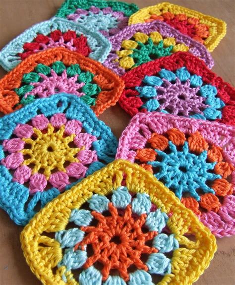 Granny squares. A granny square worked in two colors and seven rounds. Cotton, four-millimetre (0.16 in) crochet hook. A granny square is a piece of square fabric produced in crochet by working in rounds from the center outward. Granny squares are traditionally handmade as crochet and cannot be manufactured by machine. They resemble coarse lace. 