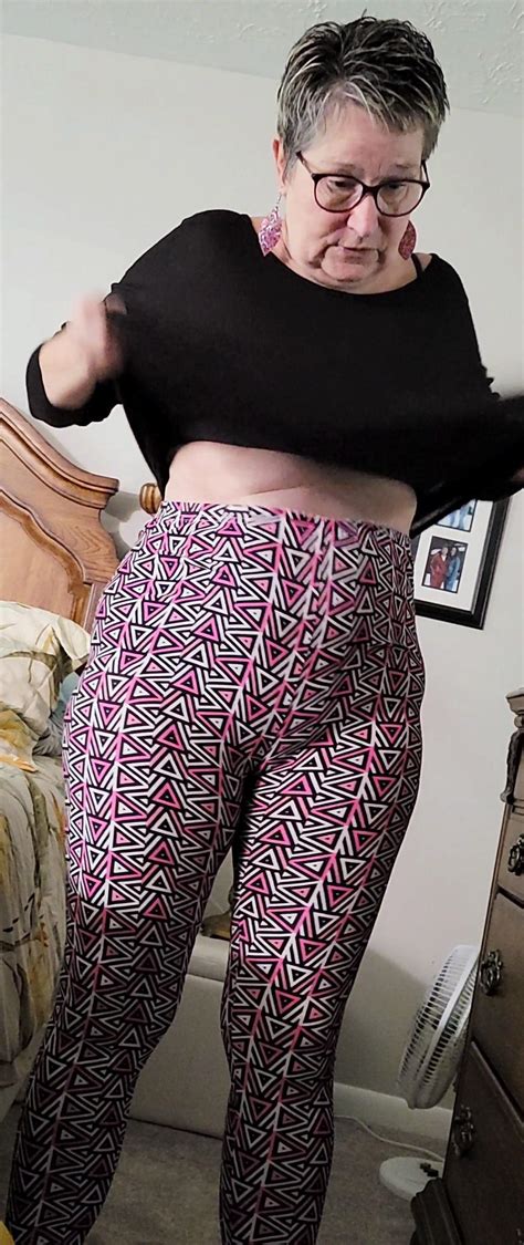 Grannys massive booty nude.  We&rsquo;ve got HD Real Homemade Amateur Mature Gran...