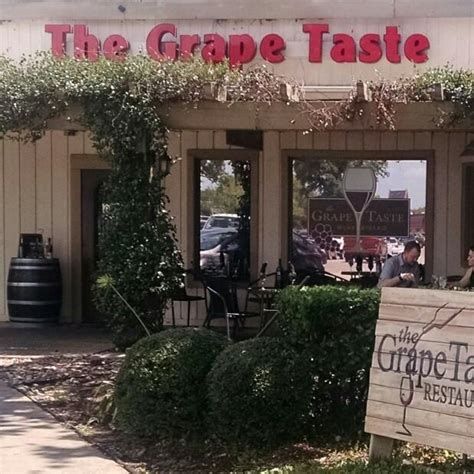 Grape taste lake jackson texas. Address: 90 Oak Dr Suite J, Lake Jackson, TX 77566, United States. #3. Wayside Pub. Wayside Pub is one of the best restaurants in Lake Jackson, Texas. This restaurant has a great atmosphere and amazing food. Wayside Pub has a wide variety of dishes, including burgers, salads, and fish tacos. 