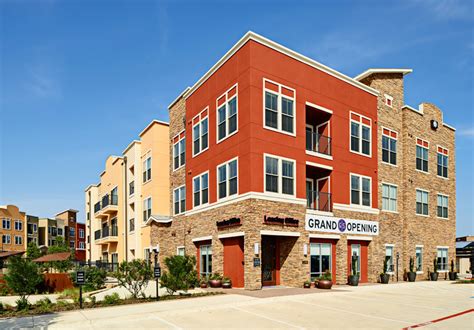 Grapevine Apartments & Townhomes for Rent Enclave at Grapevine