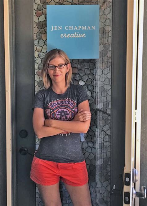 Graphic Designer in Phoenix • About Jen Chapman Creative