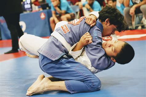 Grappling martial arts. The grappling martial arts, and specifically the classes at Gracie Barra Jiu-Jitsu in Saint Charles, MO, are in high demand. Those who become experts of the ... 